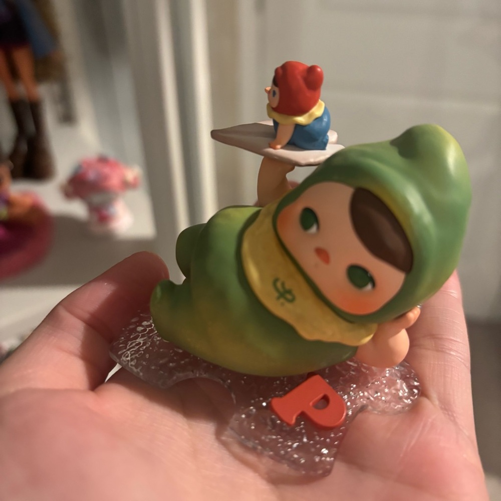Plucky figurine